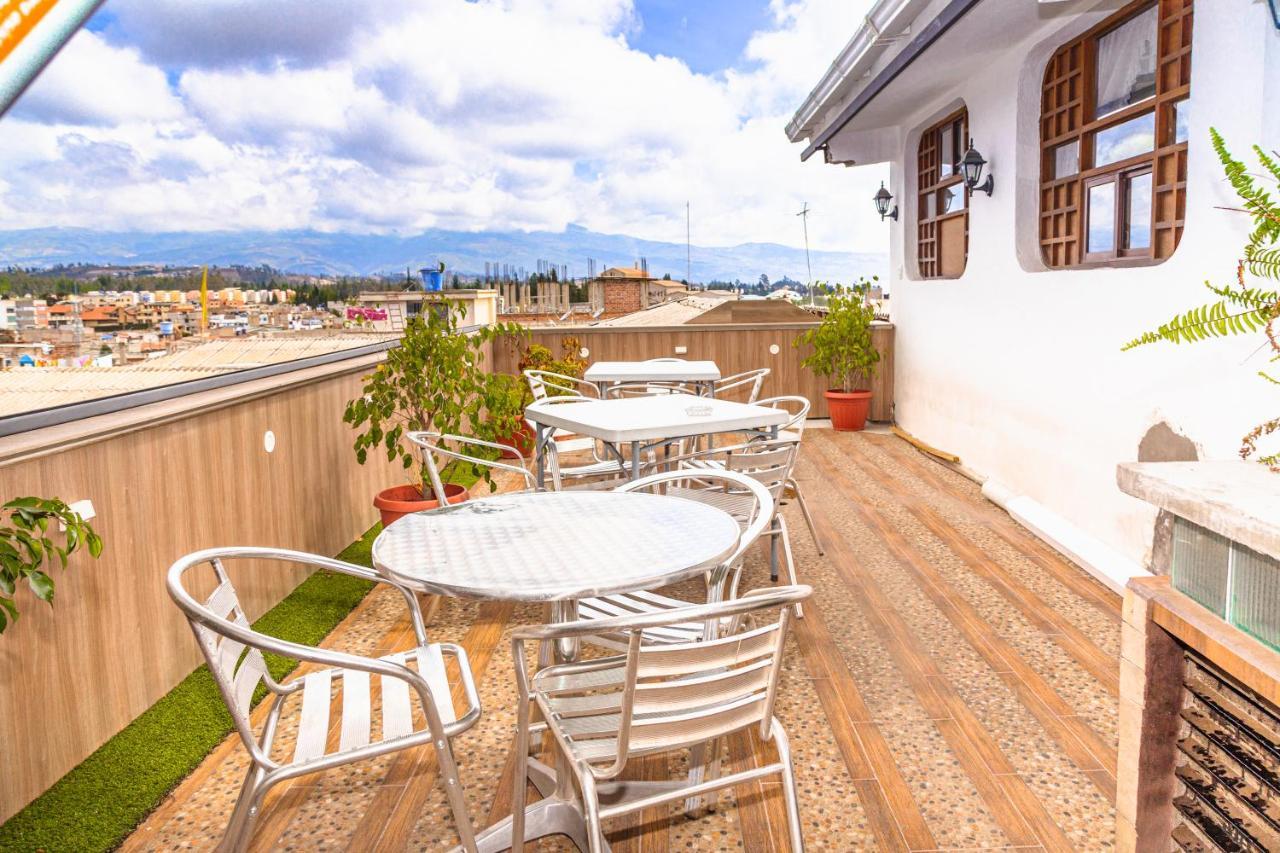 Hotel Chimborazo Internacional Riobamba Dış mekan fotoğraf