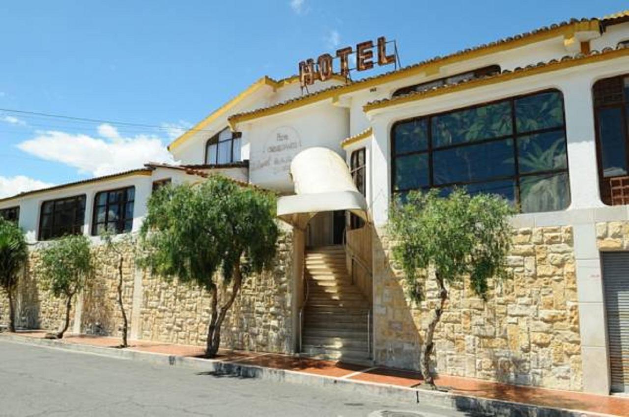 Hotel Chimborazo Internacional Riobamba Dış mekan fotoğraf